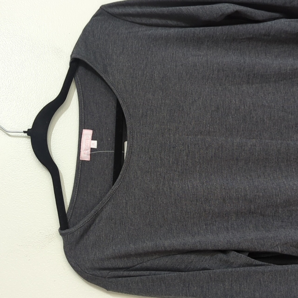 NWT BHOME Dark Gray Long Sleeve Round Neck Ruched Side Top Size XL - Picture 2 of 6